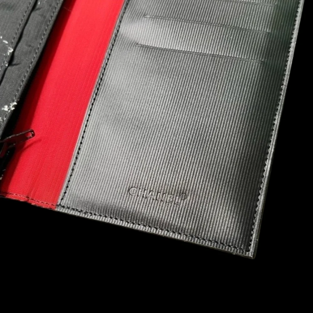 Chanel Black Nylon Long Wallet Authentic Vintage from the Chanel Travel Line - Picture 6 of 16